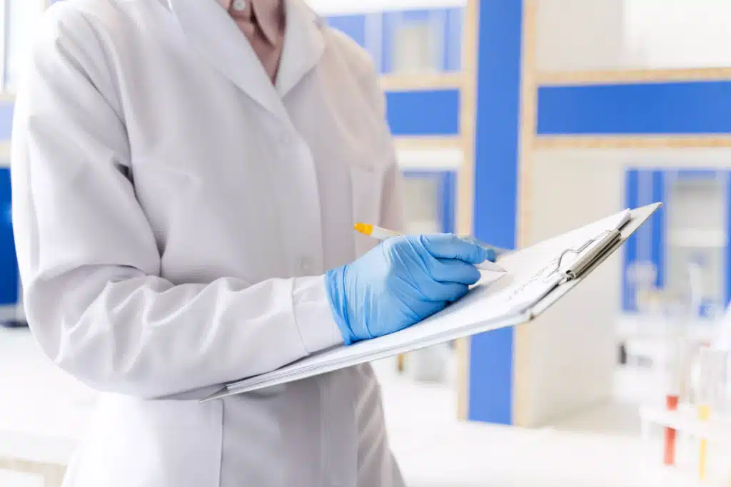 female-scientist-lab-with-notepad
